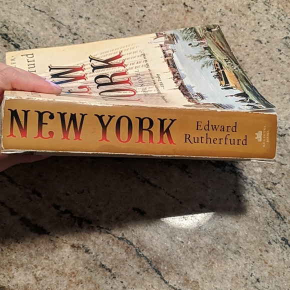 Book New York by Rutherford - Picture 3 of 5